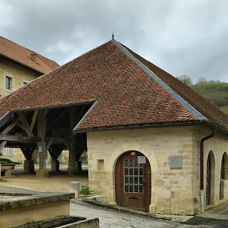 Holiday home Doubs Le Cadran Solaire, Gite Romance Class 3 Etoiles *